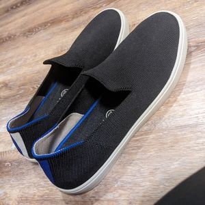 Black rothy's sneakers